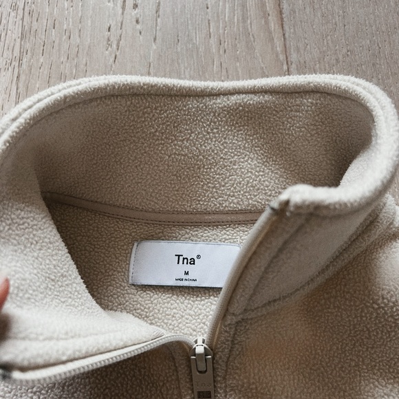 SOLD | Aritzia TNA Polar Fleece - Picture 4 of 4